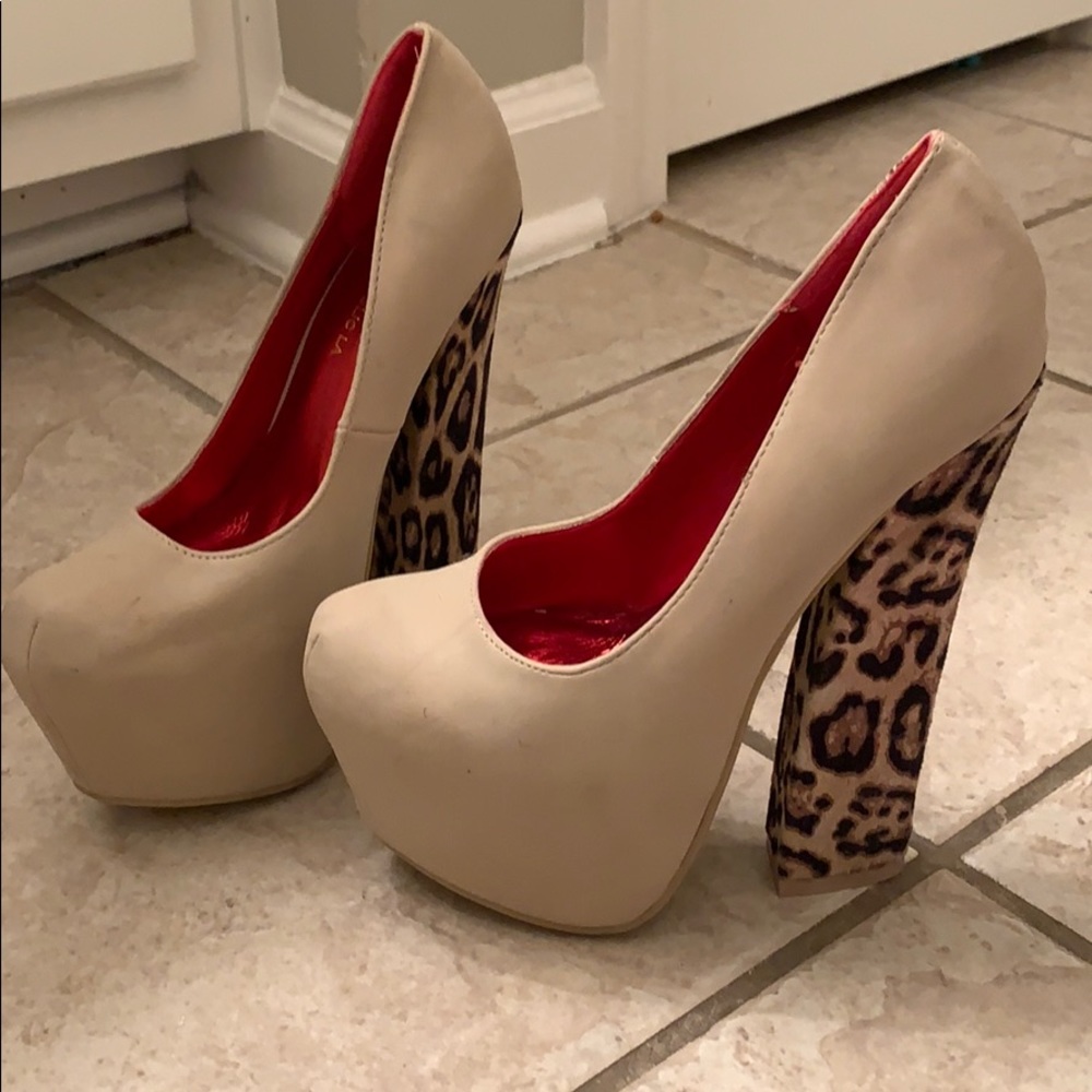 Platform leopard print and nude heels